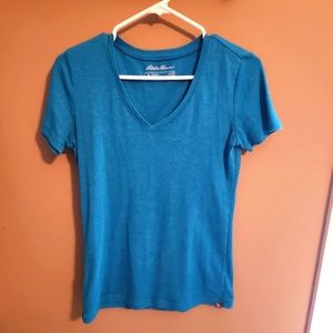 Eddie Bauer Outdoor V-neck Tee - Women's Medium